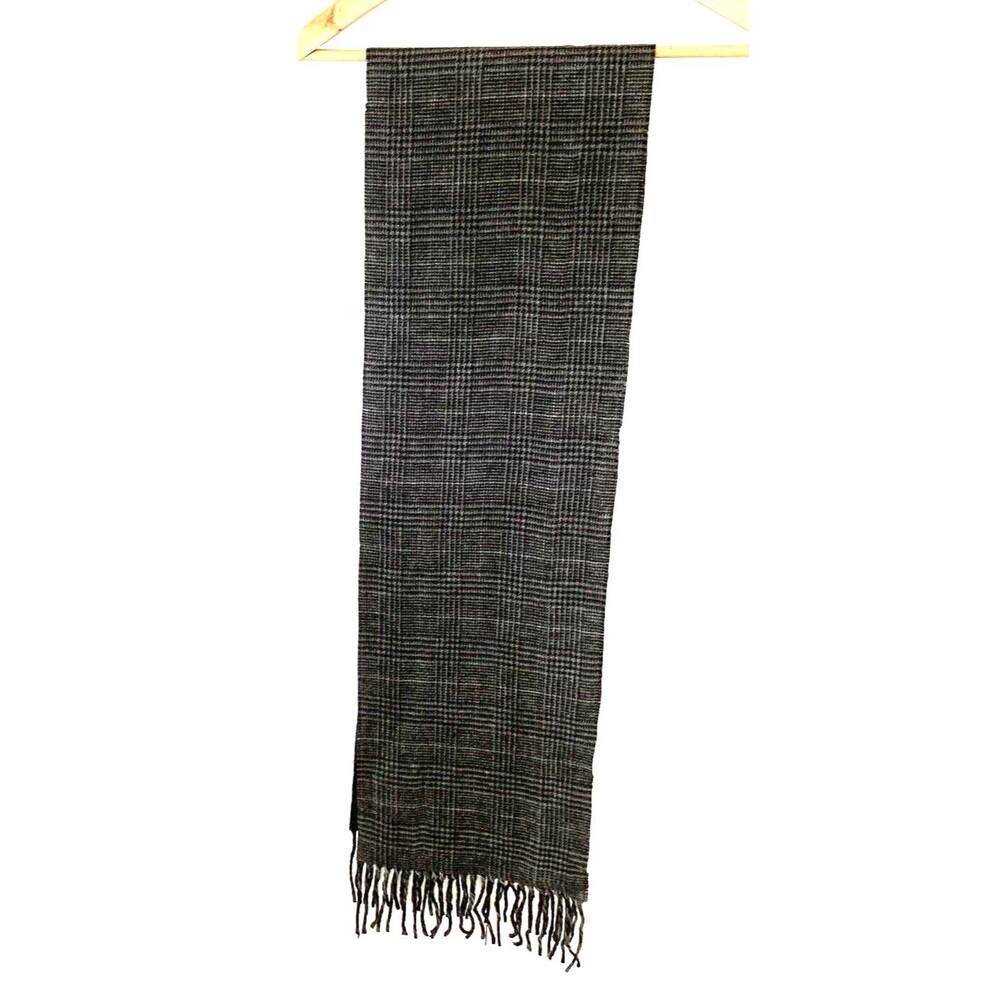 Roundtree & Yorke Houndstooth Check Plaid Scarf Unisex Gray 9.5"W x 64"L